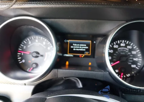 2019 Ford Mustang Ecoboost z USA, uszkodzony, nr VIN 1FA6P8TH3K5142859